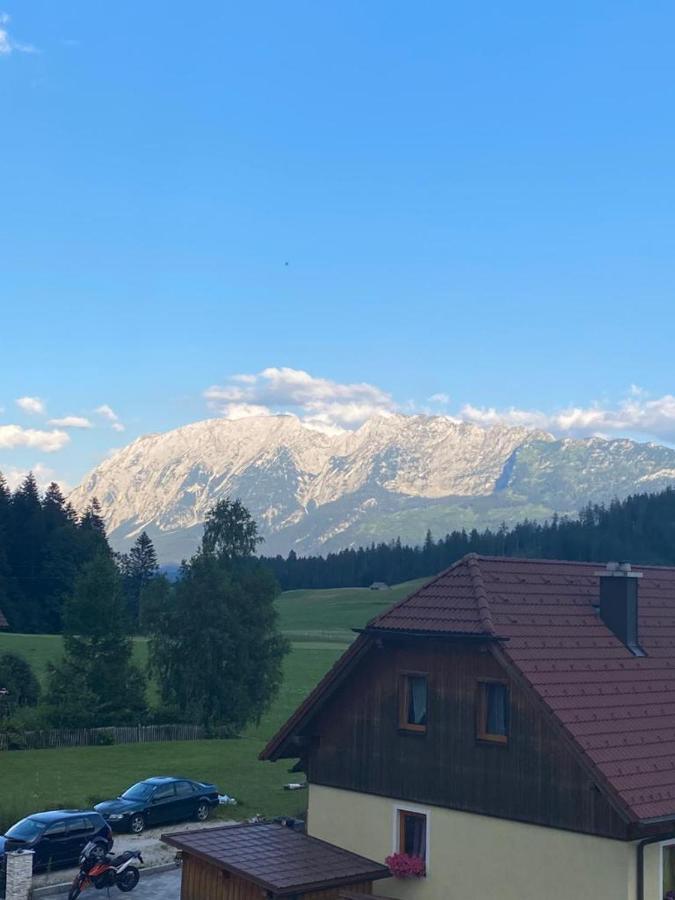 Ferienwohnung Grimmingblick - Auszeit Vom Alltag Obersdorf Bagian luar foto