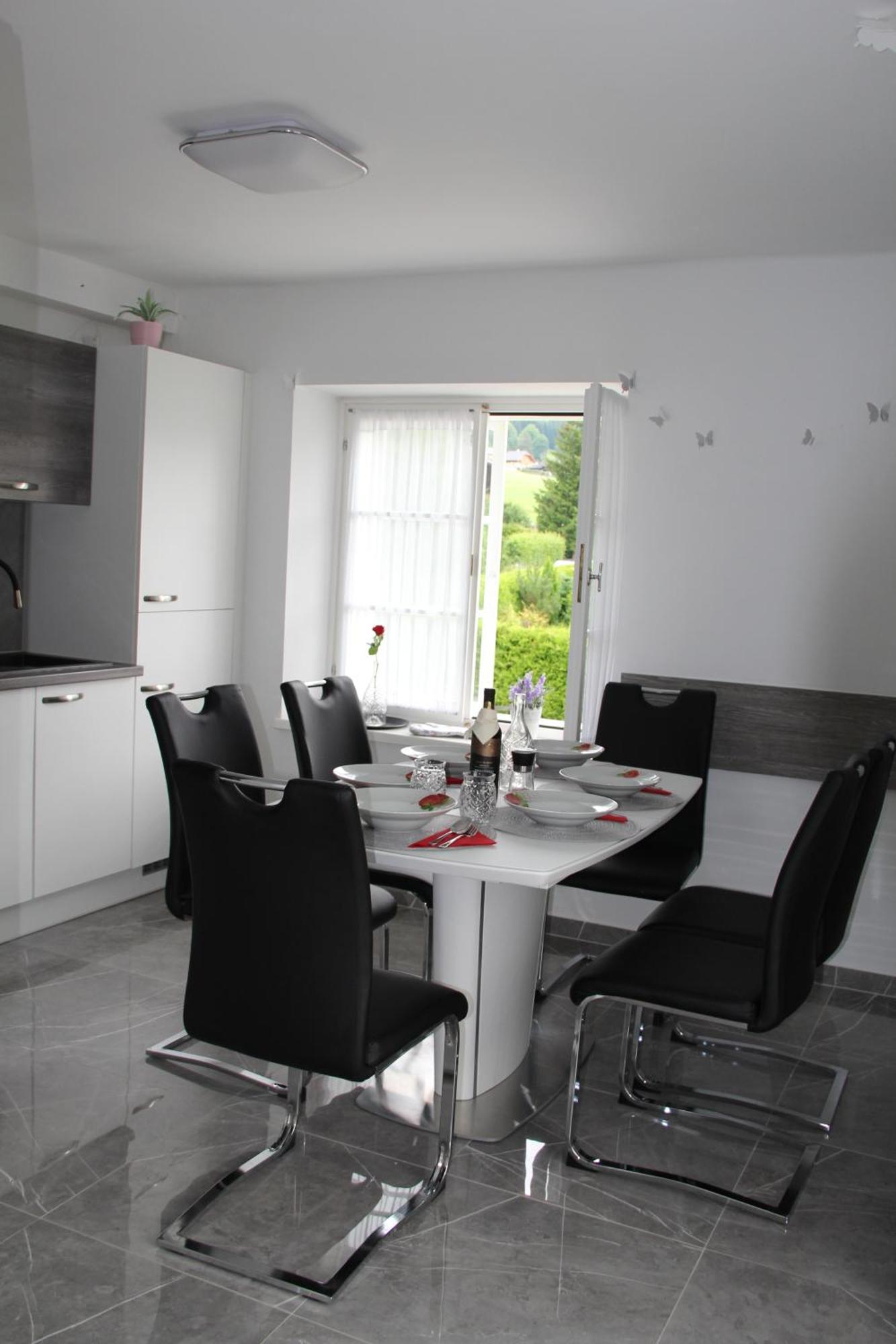 Ferienwohnung Grimmingblick - Auszeit Vom Alltag Obersdorf Bagian luar foto